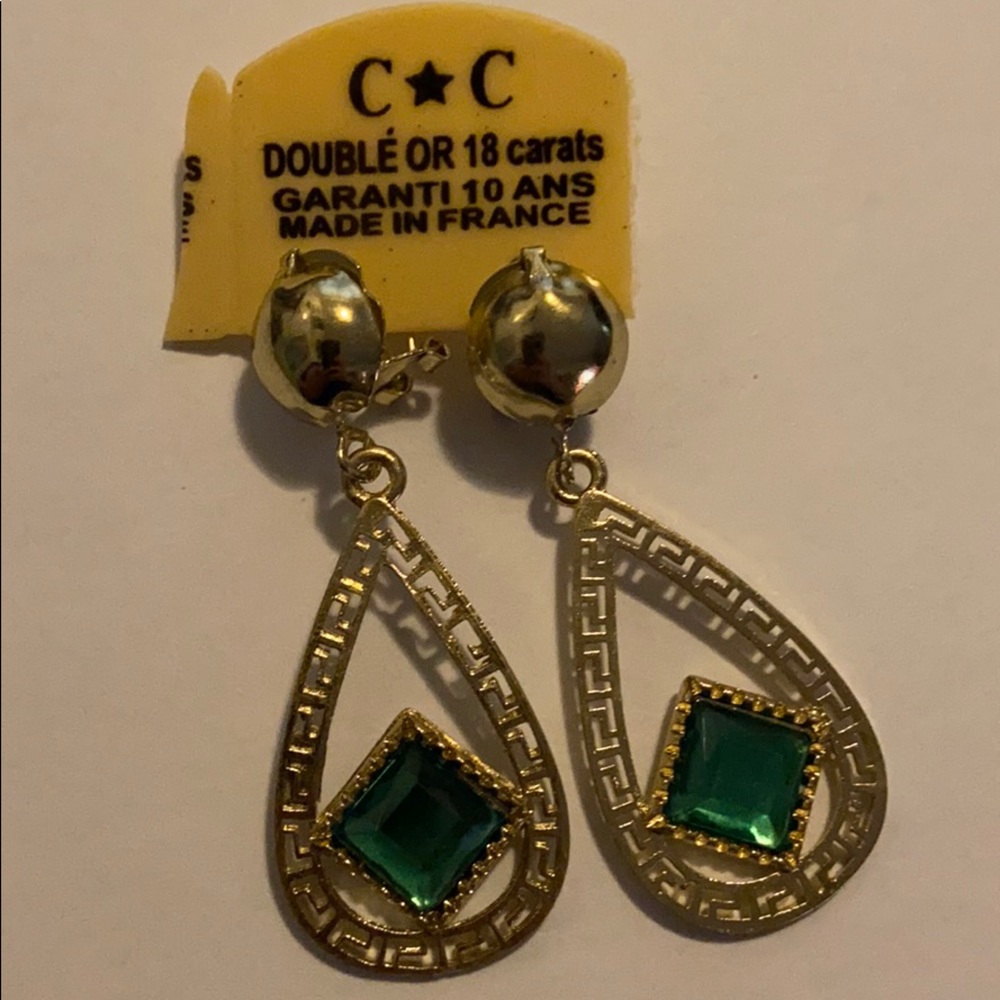 Earring